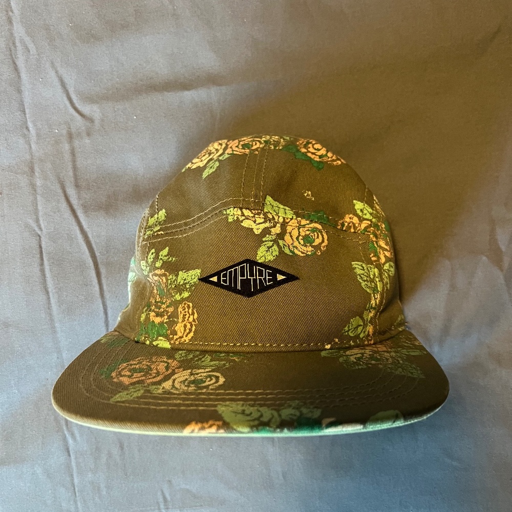 🔥 EMPYRE FLORAL 5 PANEL CAP GREY 🔥